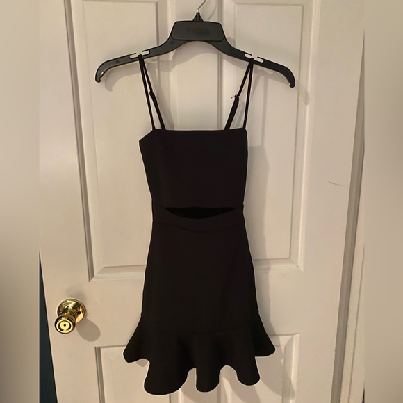 Lucy In The Sky bodycon mini cutout dress with flare bottom, black, size xs - Picture 2 of 2